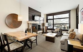 Hayden Lodge 2203
